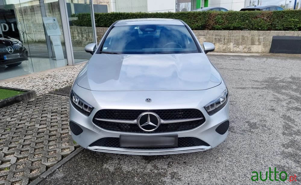 2023' Mercedes-Benz A 200 photo #6