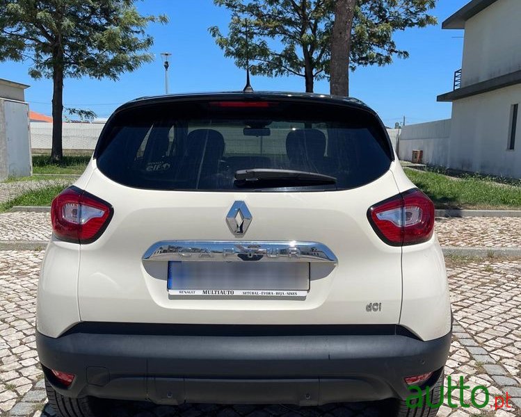 2016' Renault Captur 1.5 Dci photo #3