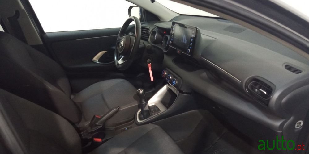 2021' Toyota Yaris 1.0 Vvt-I Exclusive photo #6