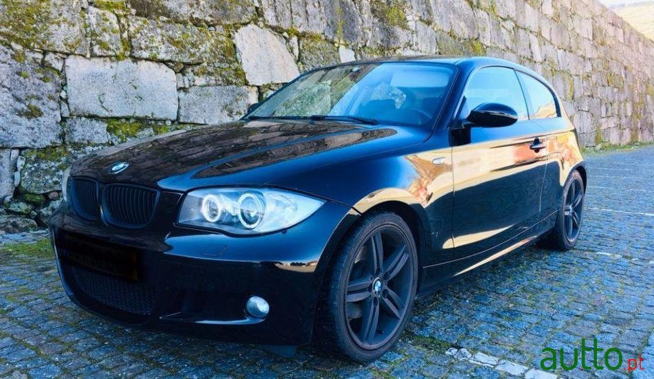 2008' BMW 120 Pack M 177Cv photo #2