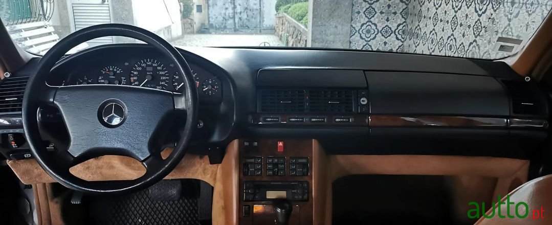 1991' Mercedes-Benz S-400 photo #1