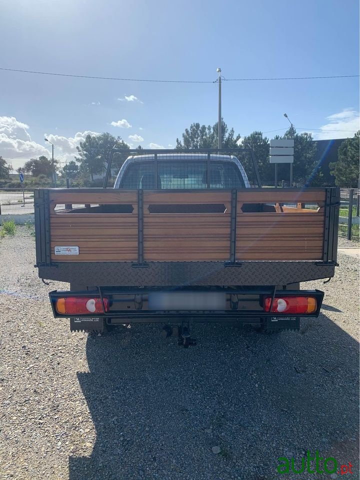 2008' Nissan Navara photo #2