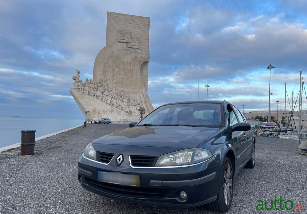 2007' Renault Laguna photo #1
