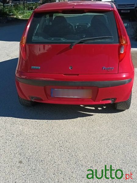 2000' Fiat Punto Sport 16V photo #1