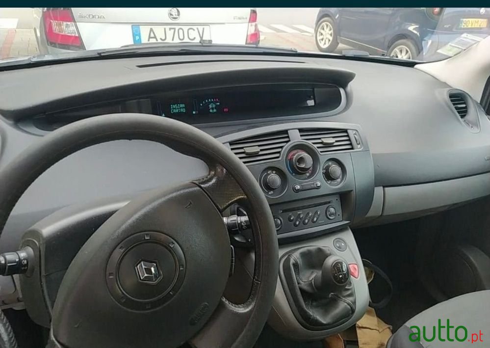 2004' Renault Scenic photo #3