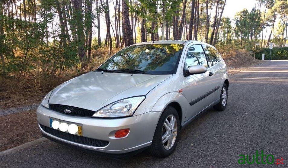 2001' Ford Focus 1.8 Tddi photo #2