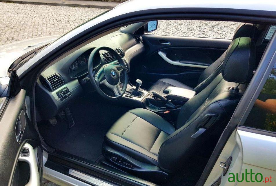 2002' BMW 318 photo #3