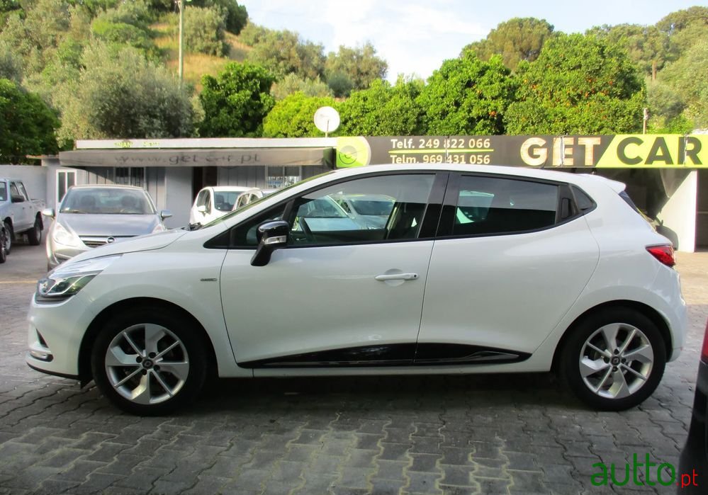 2017' Renault Clio 0.9 Tce Limited photo #6