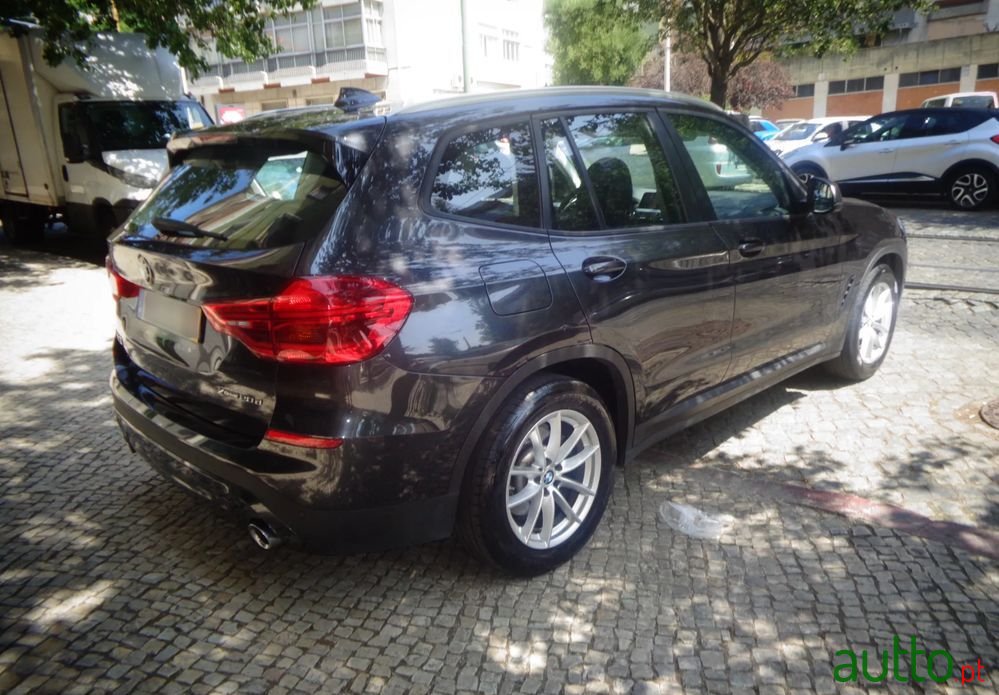 2019' BMW X3 20 D Xdrive Advantage photo #4