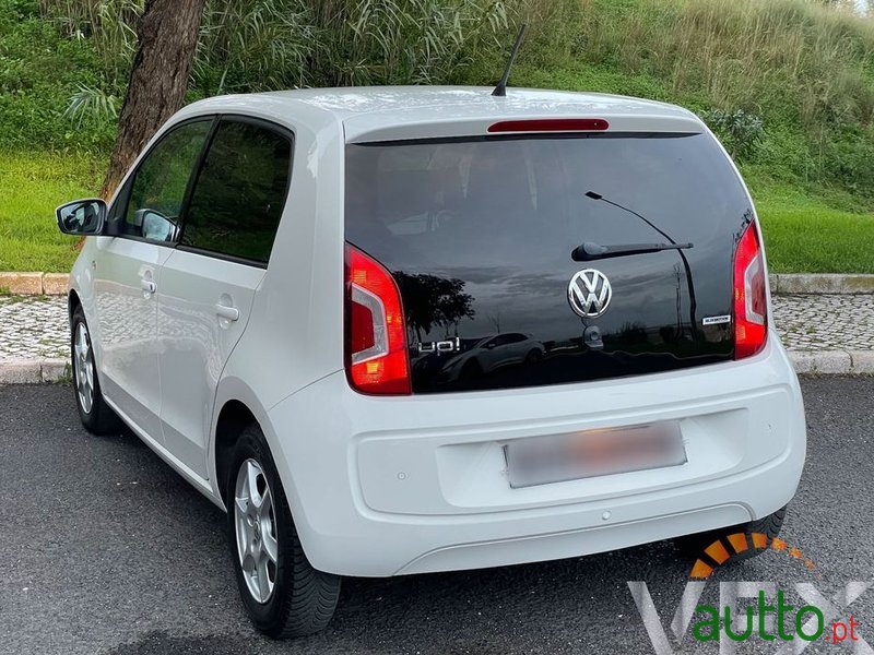 2014' Volkswagen Up! photo #6