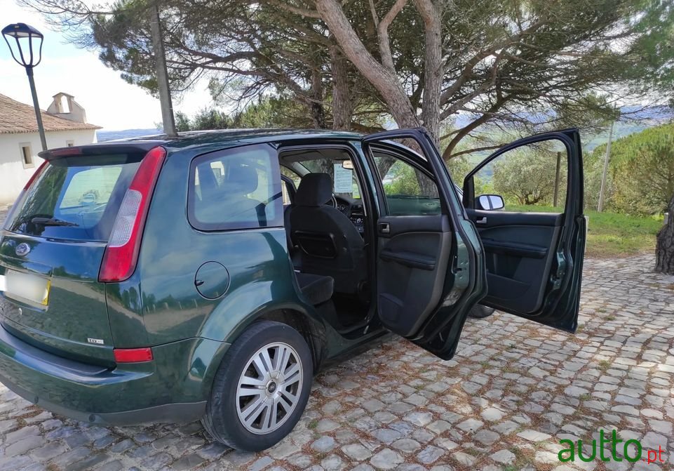 2004' Ford Focus C-MAX photo #6