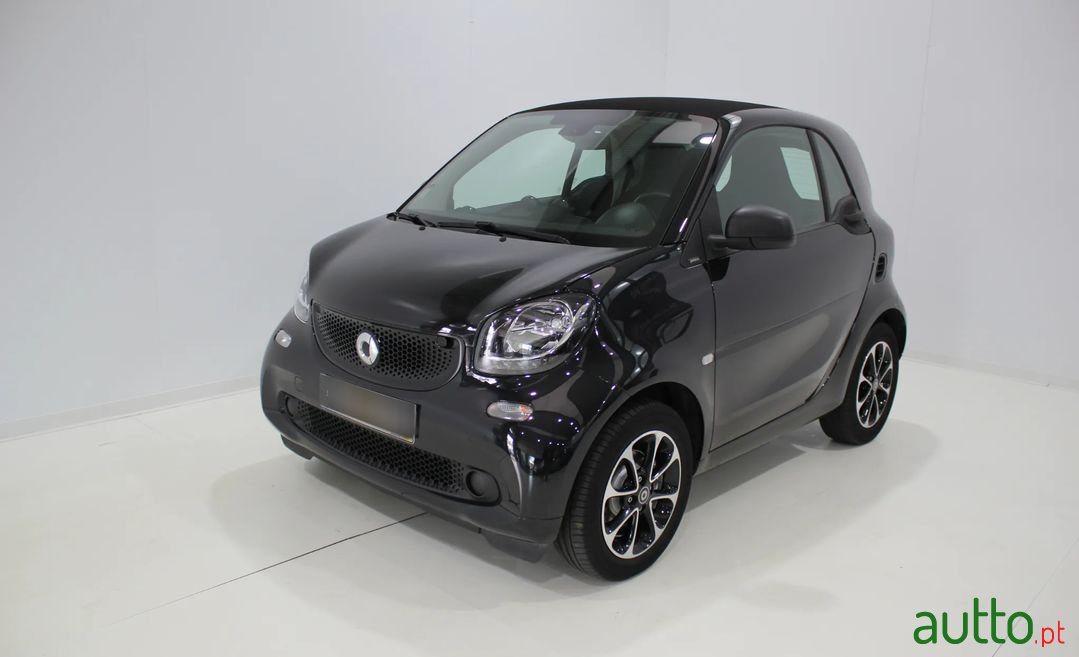 2017' Smart Fortwo photo #1