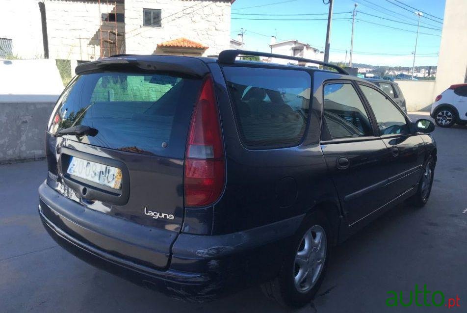 1999' Renault Laguna Break photo #4