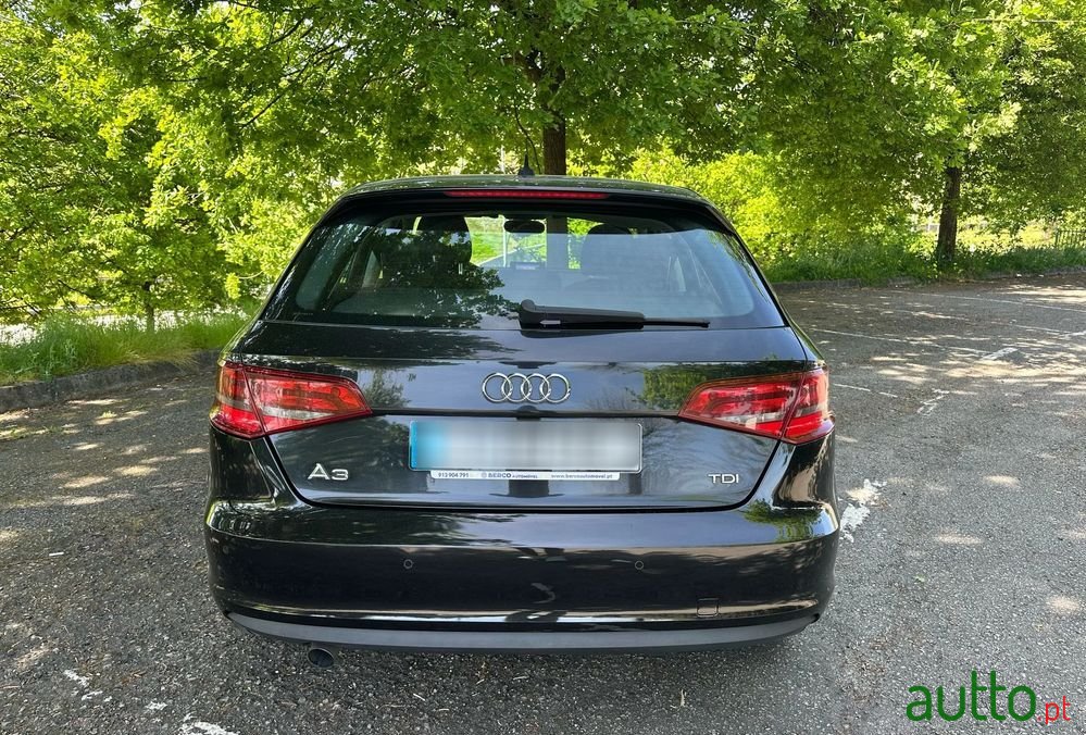 2013' Audi A3 Sportback photo #6