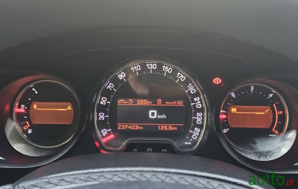 2009' Citroen C5 Tourer 2.2 Hdi Exclusive photo #6