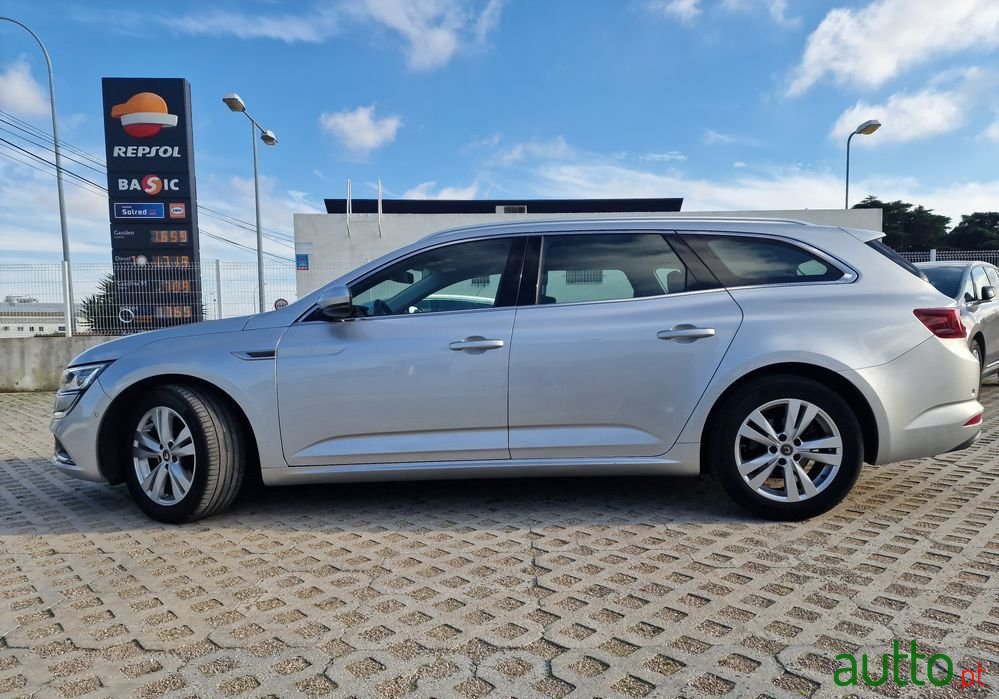 2018' Renault Talisman Sport Tourer photo #2
