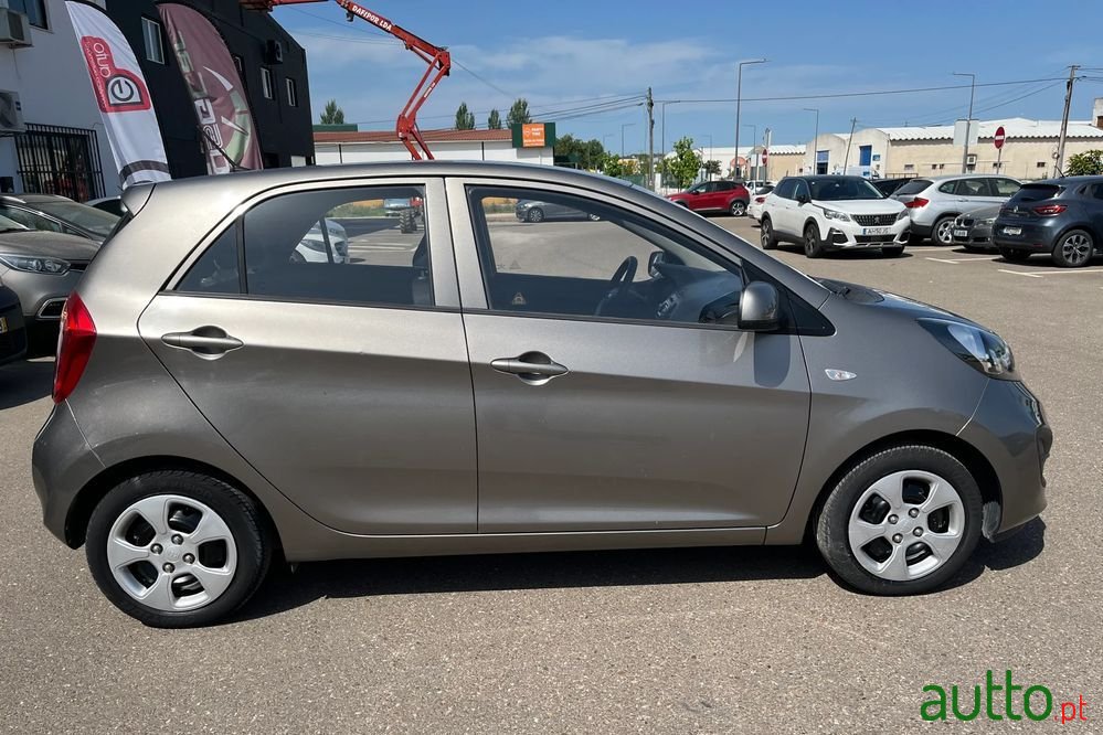 2015' Kia Picanto 1.0 Cvvt More Gpl photo #6
