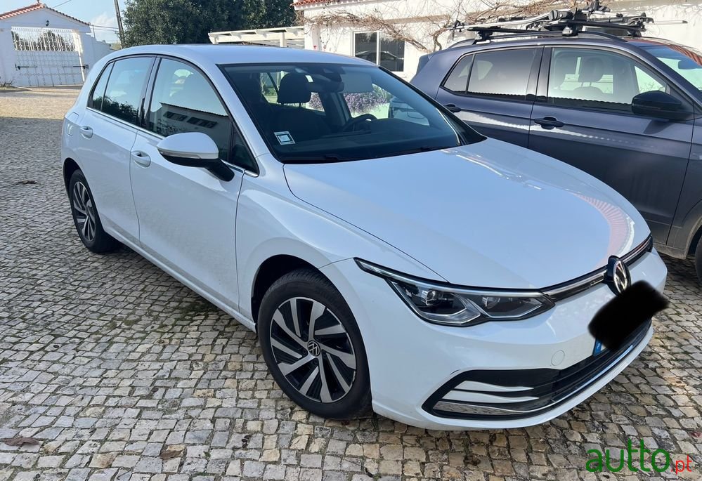 2022' Volkswagen Golf photo #4