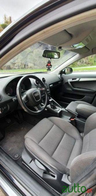 2011' Audi A3 Sportback photo #1