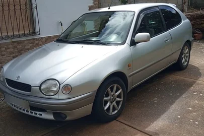 1999' Toyota Corolla