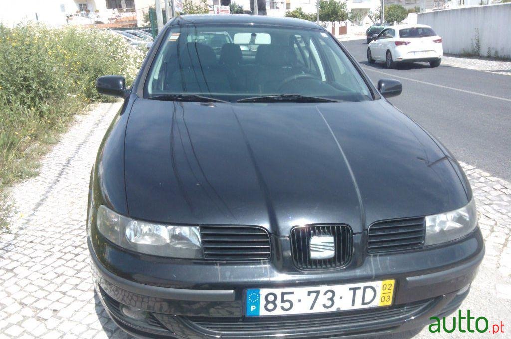 2002' SEAT Leon 1.4 16V Signo photo #2