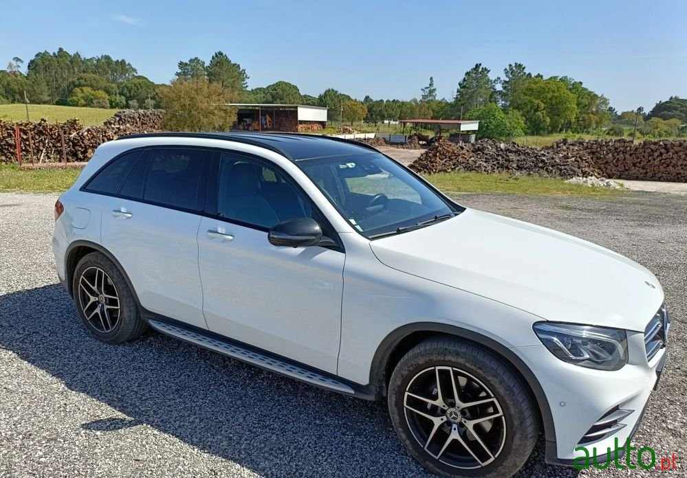 2017' Mercedes-Benz GLC 250 photo #1