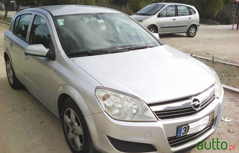 2007' Opel Astra 1.3 Cdti photo #3