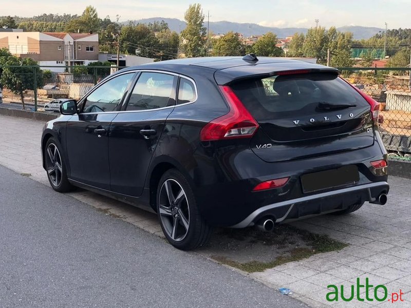 2013' Volvo V40 photo #4