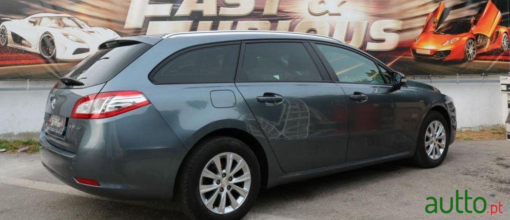 2013' Peugeot 508 Sw photo #2