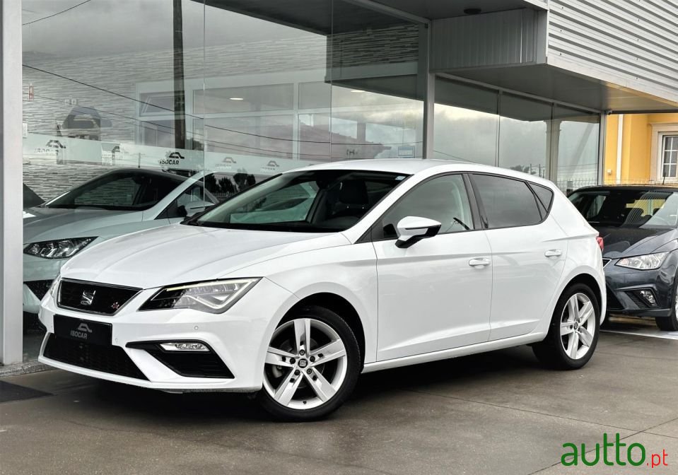 2020' SEAT Leon photo #3