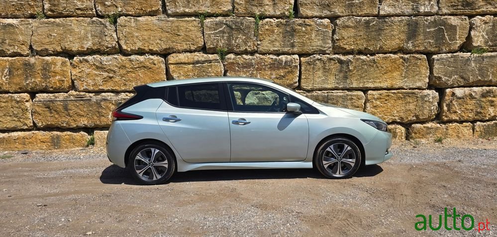 2018' Nissan Leaf N-Connecta photo #4
