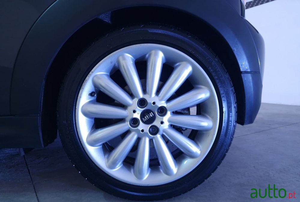 2012' MINI Cooper 3 Portas photo #5