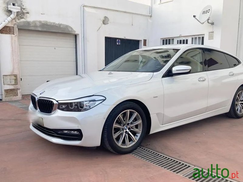 LISBON, PORTUGAL - JUNE 5, 2018: Dacia and BMW cars of Portugal