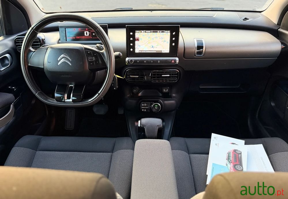 2017' Citroen C4 Cactus photo #4