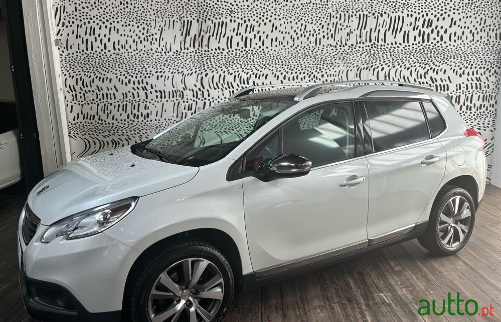 2016' Peugeot 2008 photo #1