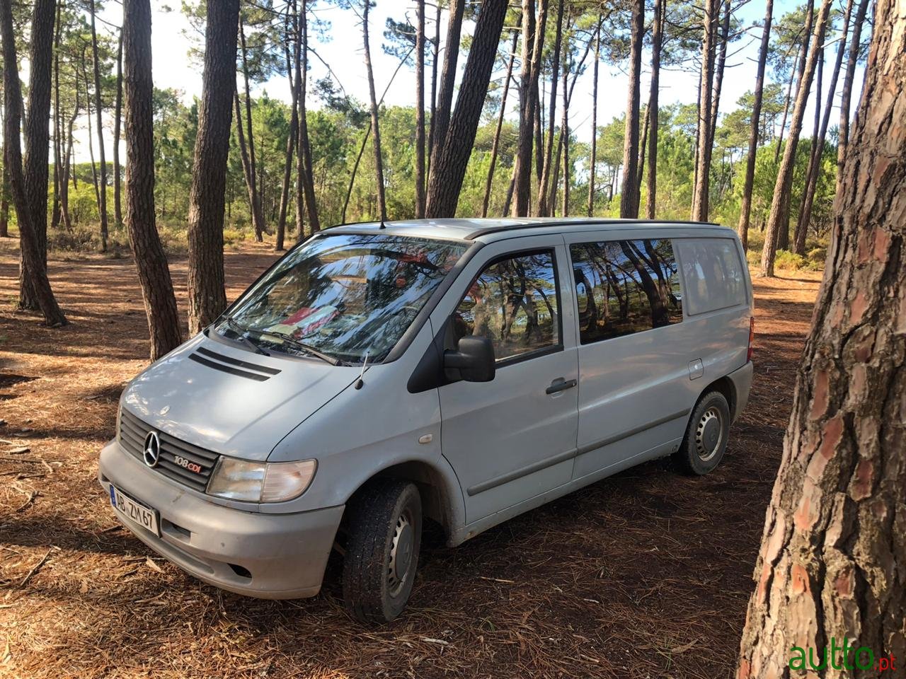 2002' Mercedes-Benz Vito 108cdi photo #3
