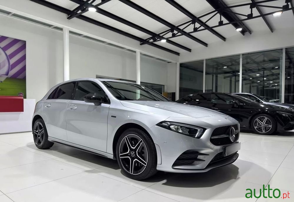 2021' Mercedes-Benz Classe A E Amg Line photo #5