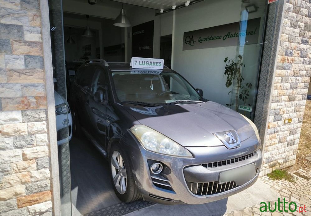 2009' Peugeot 4007 2.2 Hdi Griffe photo #1