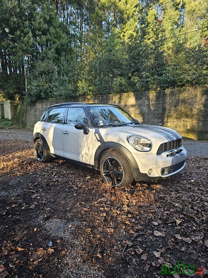 2011' MINI Countryman photo #1