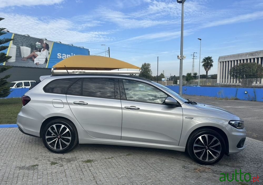 2019' Fiat Tipo Station Wagon photo #5