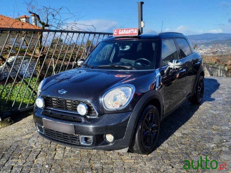 2011' MINI Countryman photo #2