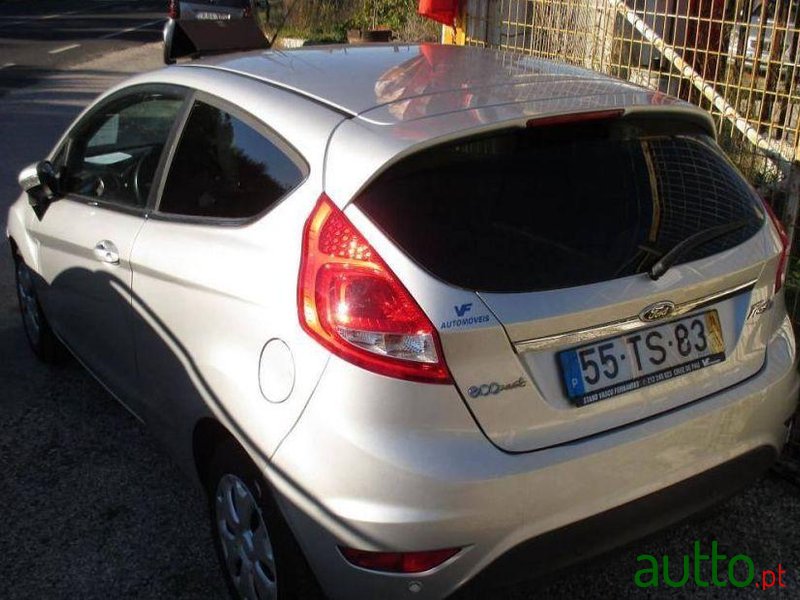 2011' Ford Fiesta 1.6 Tdci Econetic photo #2