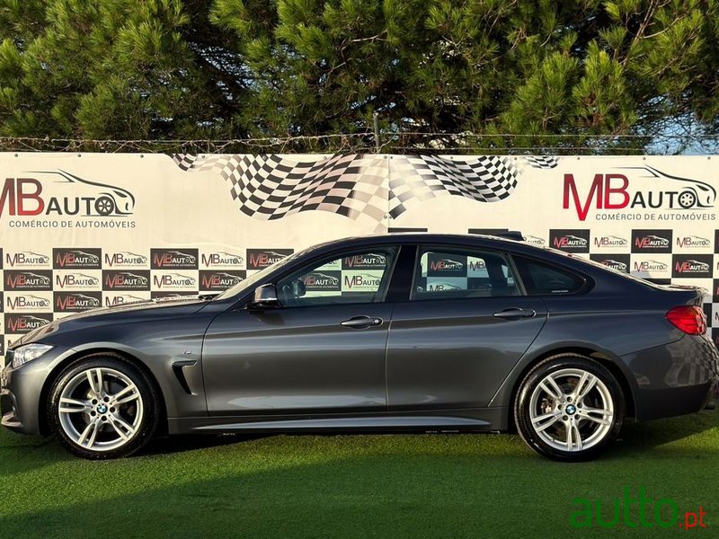 2015' BMW Série 4 D Pack M Auto photo #2