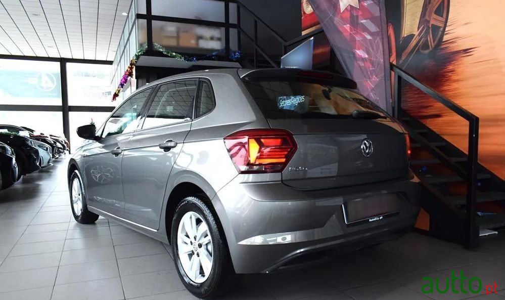 2018' Volkswagen Polo photo #4