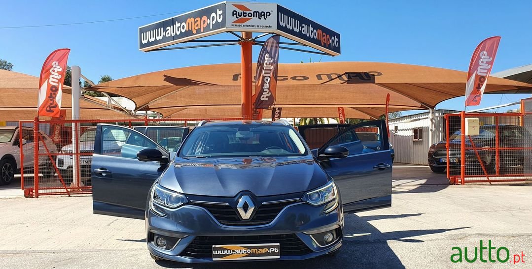 2019' Renault Megane Sport Tourer photo #1