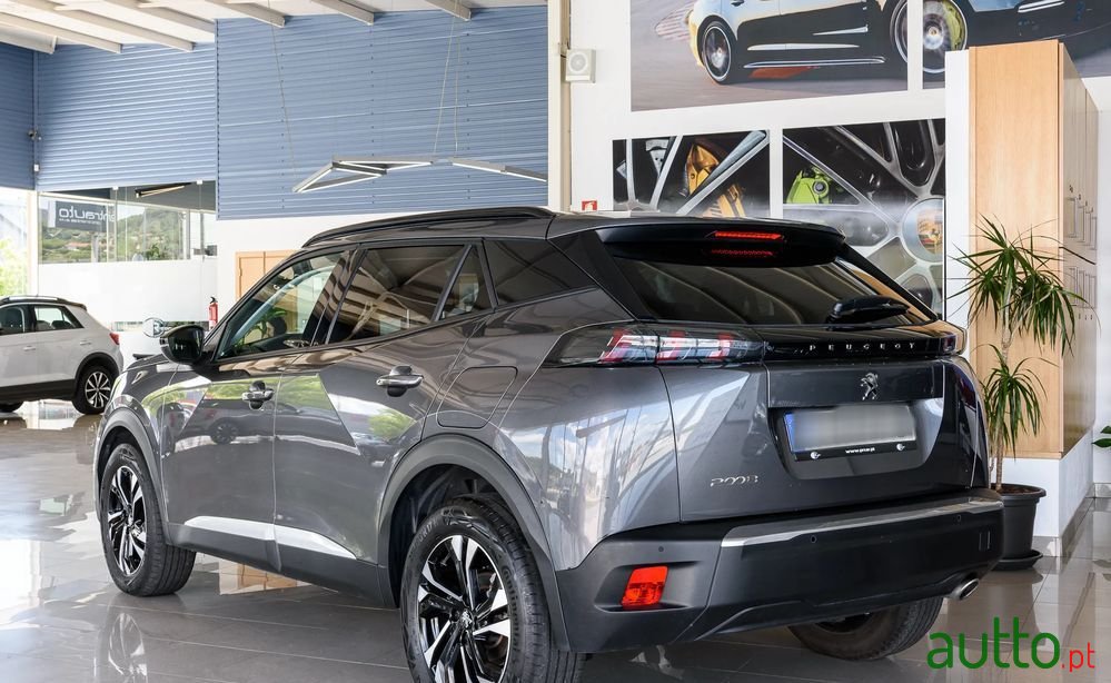 2022' Peugeot 2008 1.5 Bluehdi Allure photo #5