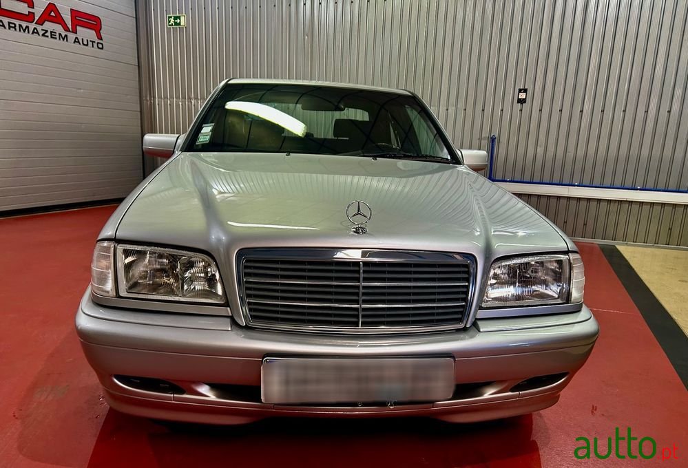 1999' Mercedes-Benz Classe C Classic photo #2
