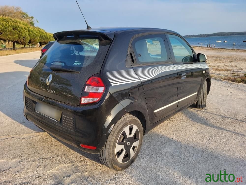 2017' Renault Twingo photo #2