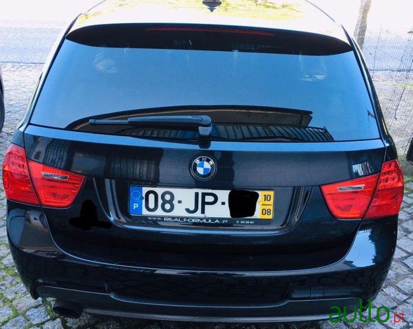 2010' BMW 318 photo #1