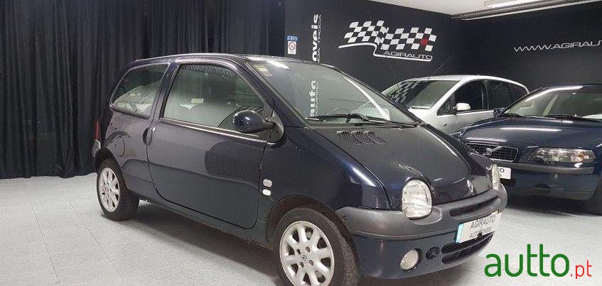 2003' Renault Twingo 1.2 16V Initiale photo #1